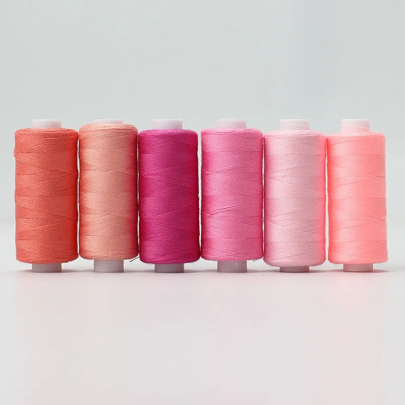 Pack de six bobines de fil à coudre dégradées dans les tons roses et fuchsia