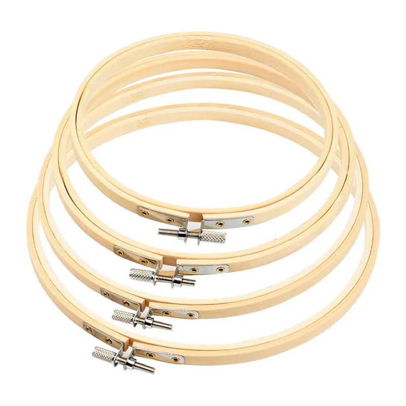 Lot de 4 cerceaux de broderie en bois de tailles différentes avec vis de serrage en métal
