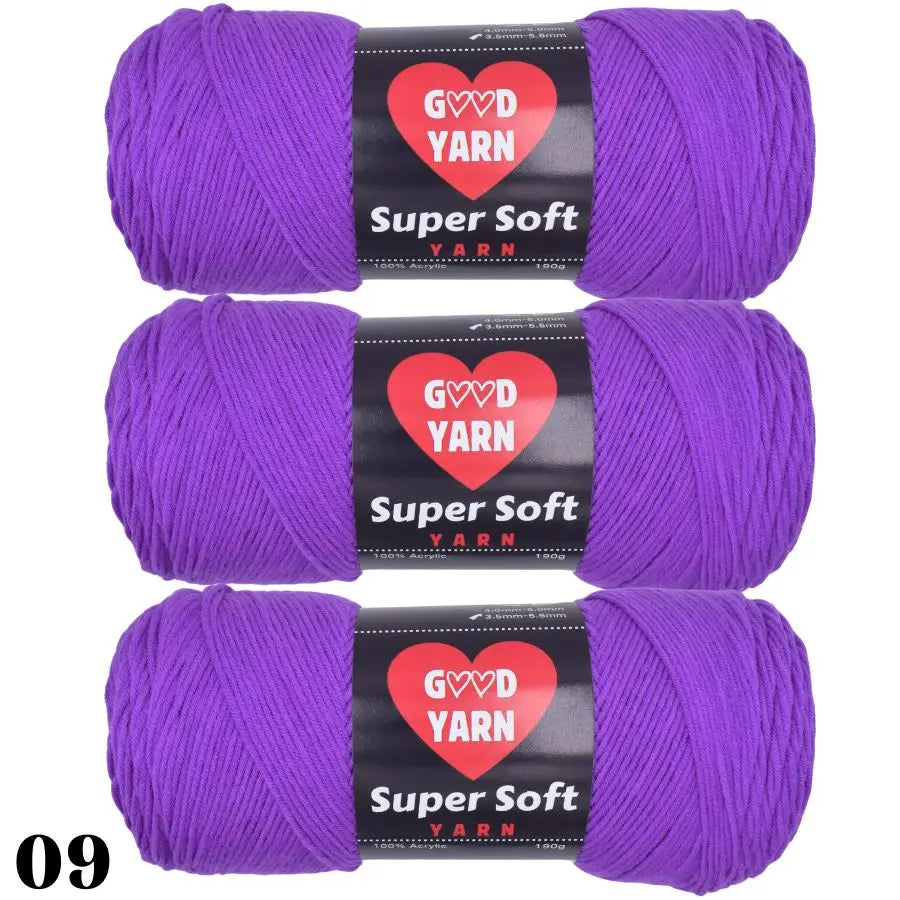 Pack de 3 pelotes de laine couleur violet flashy pour des créations colorées en laine
