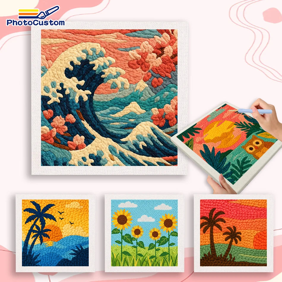 Tableau d'affichage présentant différents modèles de broderie punch needle de paysages finis et encadrés, avec la grande vague japonaise, des tournesols et des palmiers au coucher de soleil.